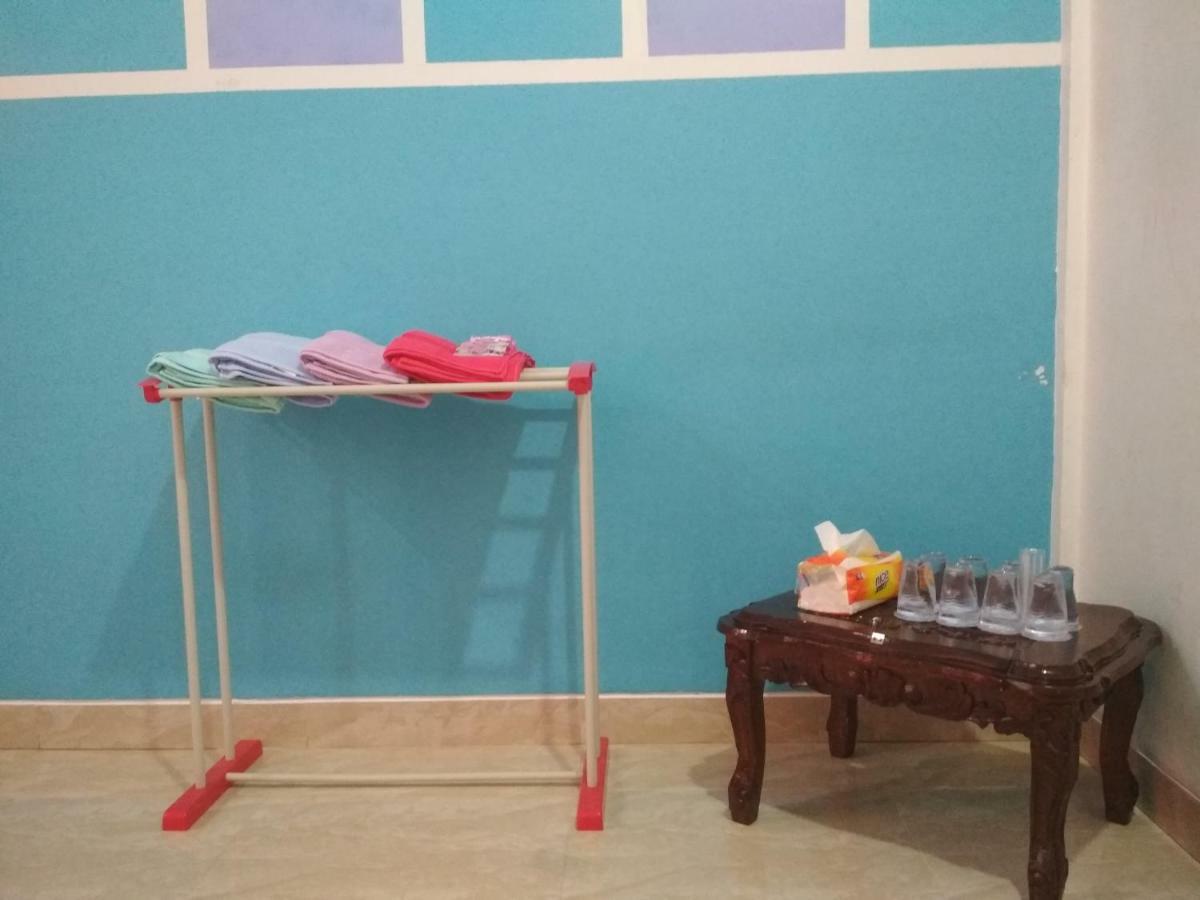 Almira Homestay Jambi Eksteriør bilde